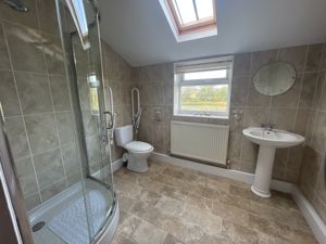 En-suite Shower Room- click for photo gallery